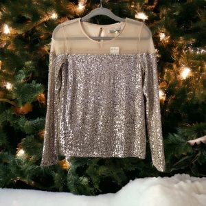 Versona NWT women’s holiday champagne/gold sequin sparkle long sleeve top XS